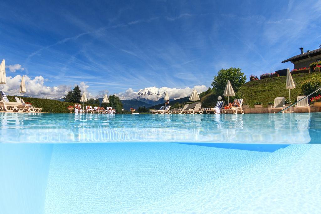 Aux Ducs De Savoie Hotel Combloux Exterior photo